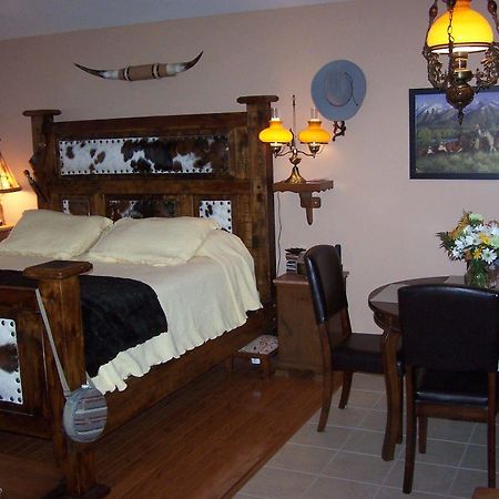 Alling House Bed And Breakfast Orange City Habitación foto